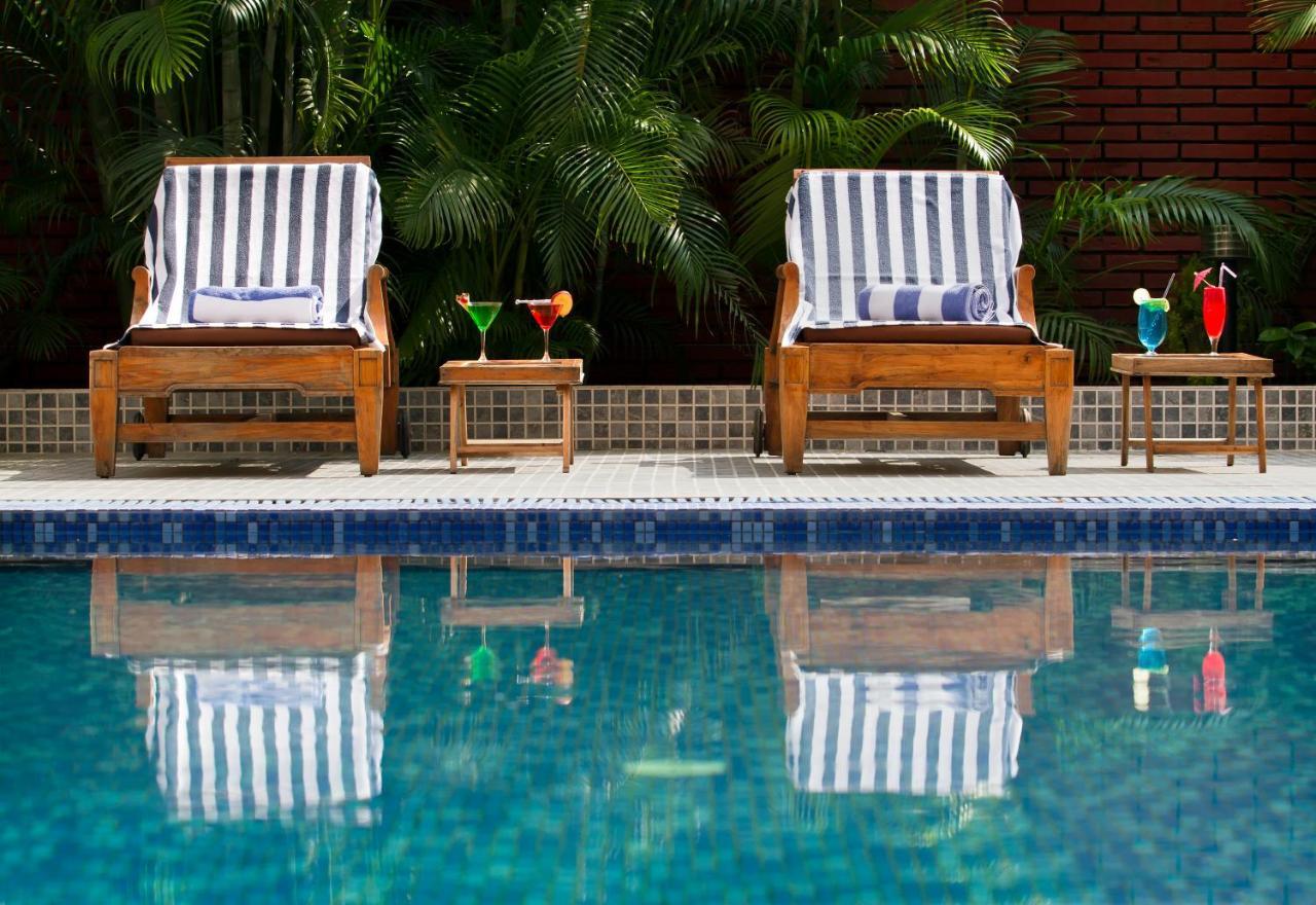 The Piccadily Hotel Lucknow Ngoại thất bức ảnh