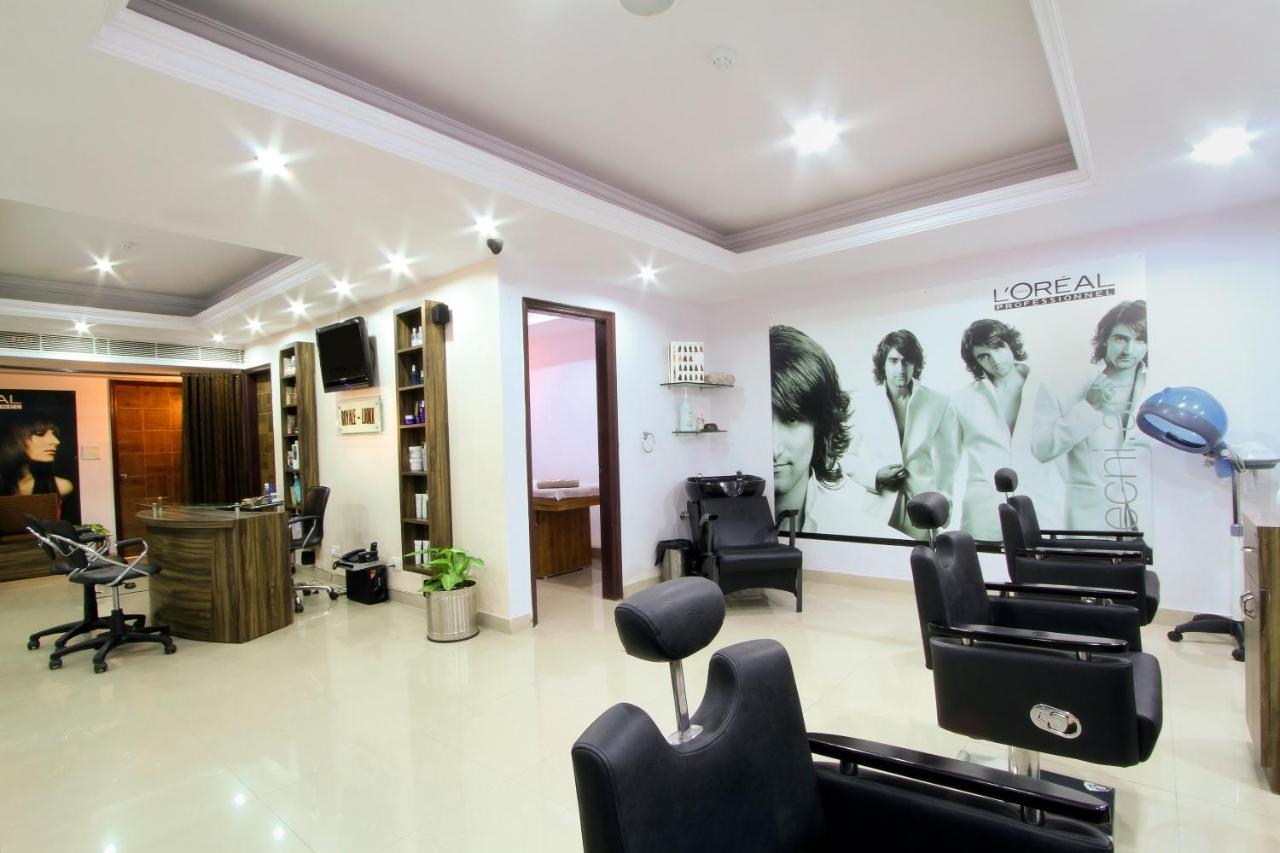 The Piccadily Hotel Lucknow Ngoại thất bức ảnh