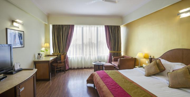 The Piccadily Hotel Lucknow Ngoại thất bức ảnh